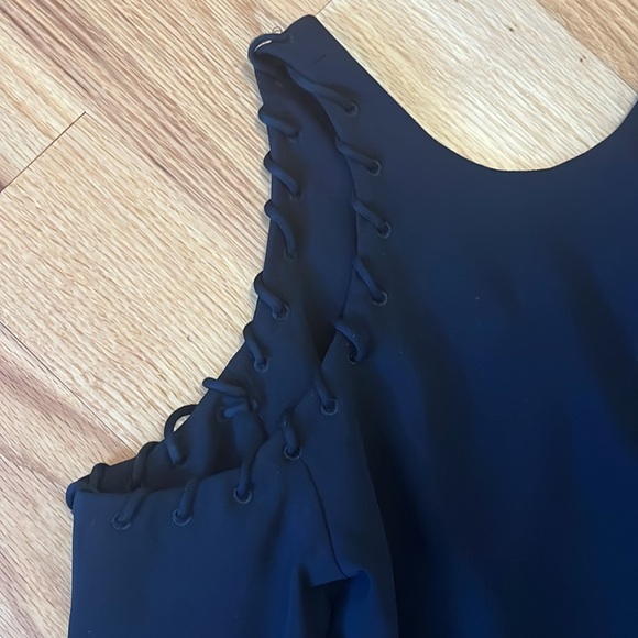 IRO Bherock Cold Shoulder Whipstitch Cut Out Top Blouse Black Size 36 - Picture 4 of 5